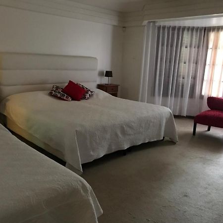 La Casona Del Rio Hotel Neuquen Luaran gambar
